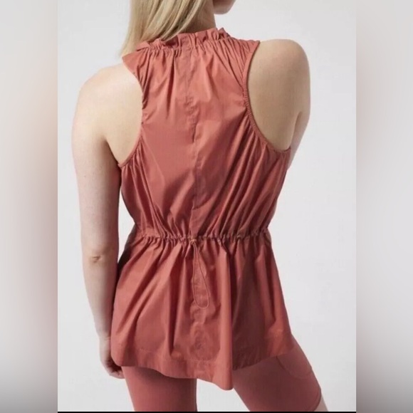 Athleta Levitate Run Tank, Size M - Picture 2 of 10